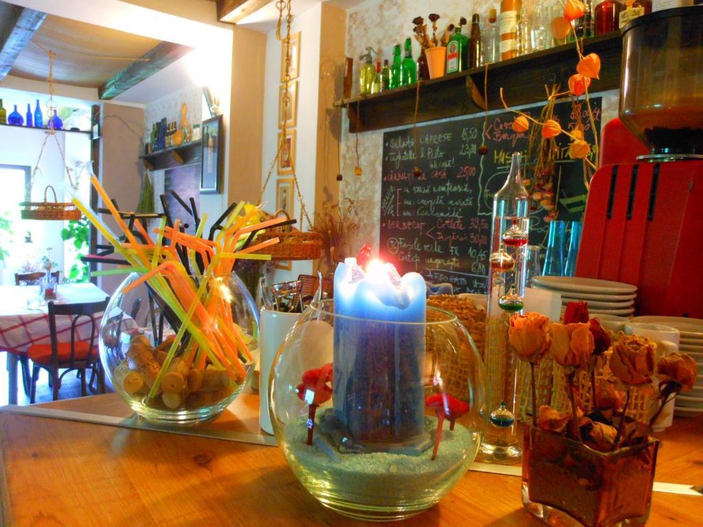 Bistro-Pension La Teleferic シナヤ エクステリア 写真
